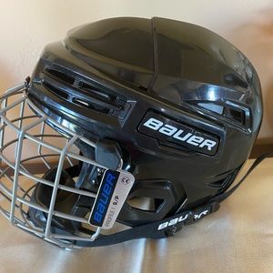 Hockey helmet